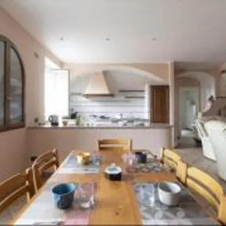 Casa Fontana Vecchia Vakantiehuis *